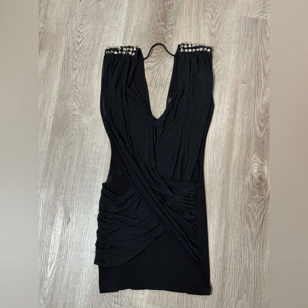 PRE-LOVED ♻️ mini black dress